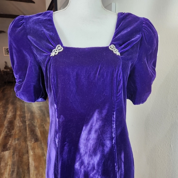 Cachet By Bari Protas Vintage Velvet Dress Purple With Shoulder Pads - Picture 2 of 10